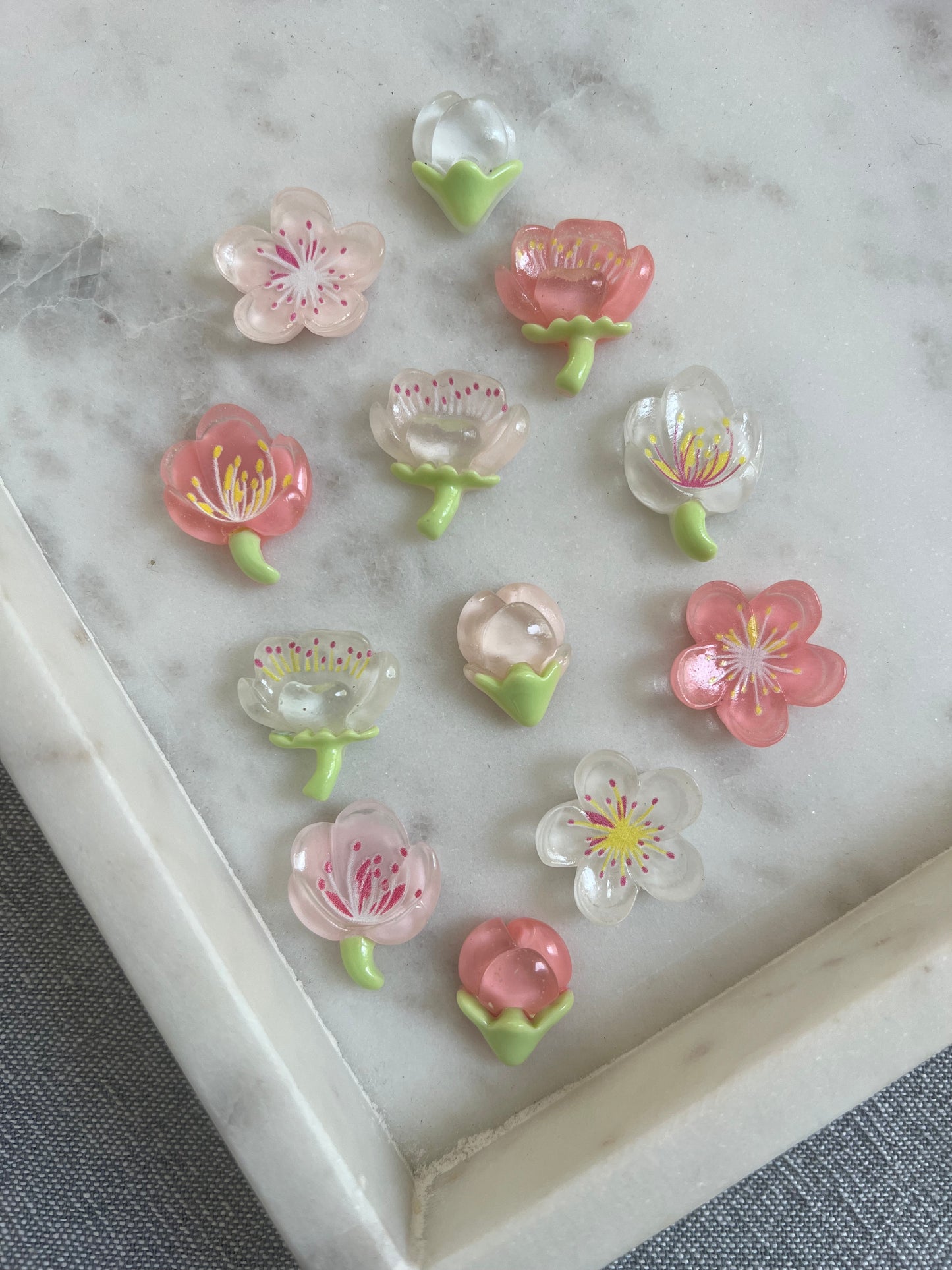 12 Pcs Pink and White Jelly Flower Magnets