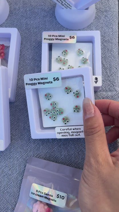 10 Mini Froggy Magnets